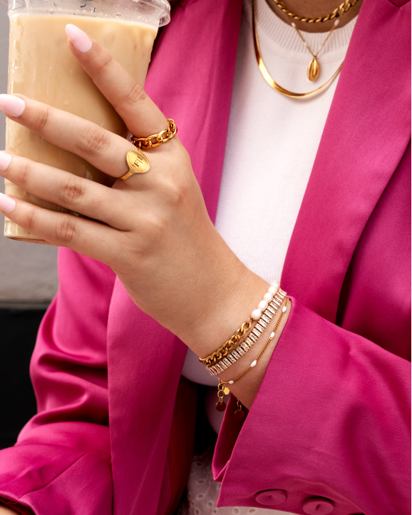 Centimeter Afdaling Notebook Armband Chain & Pearl goud kleurig | Shop Finaste Armbanden