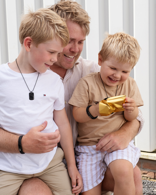 Leren mannen armband met naam zwart