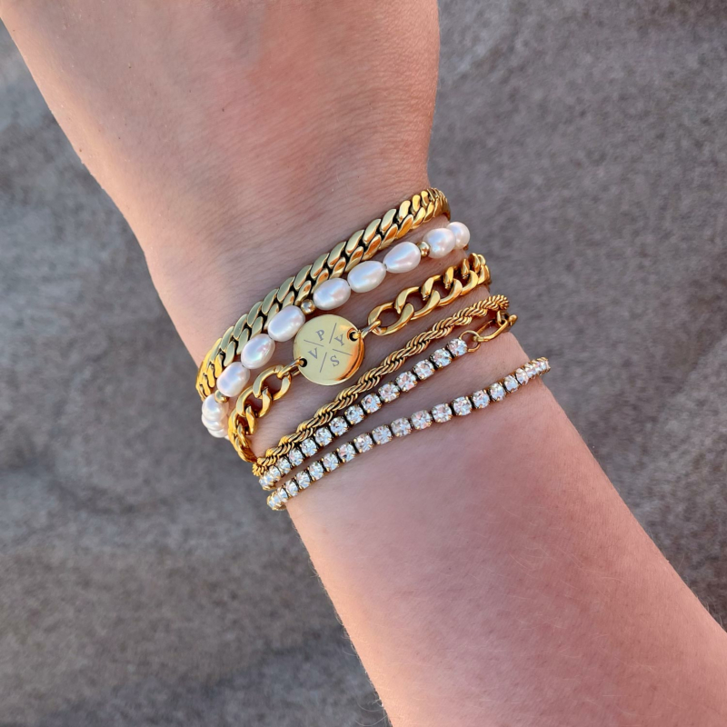 gouden armbanden set