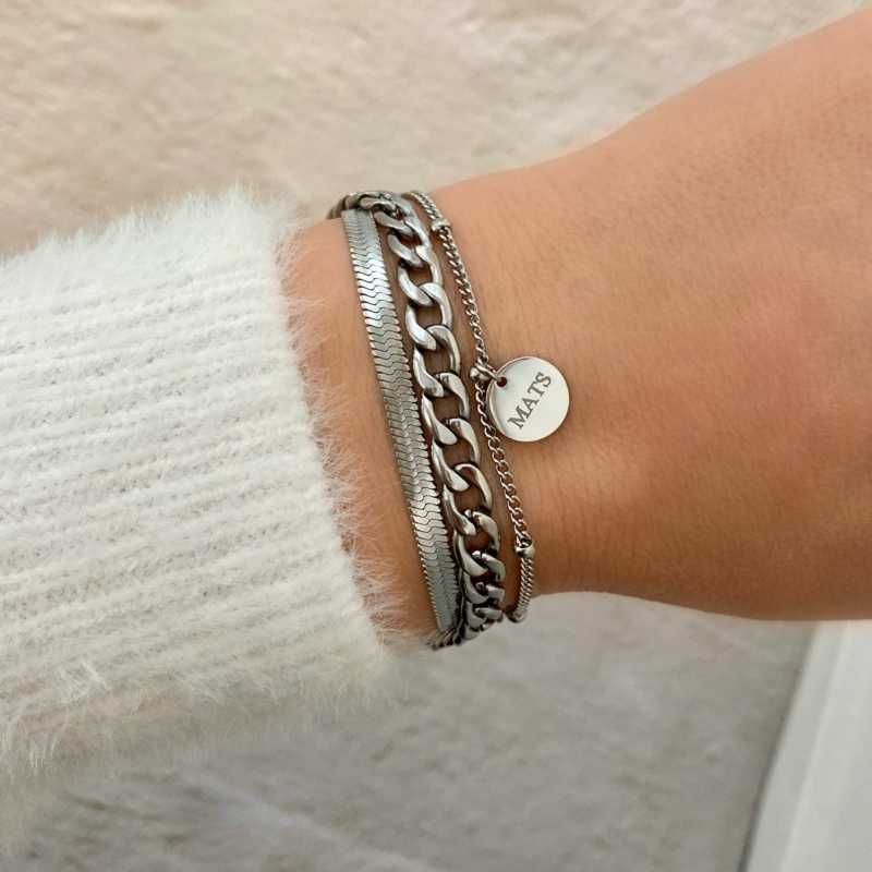 Zilveren armparty kopen met personalisering en chains