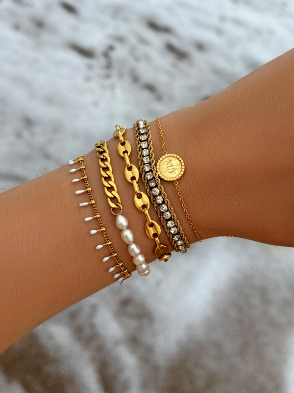 Gouden en witte armparty