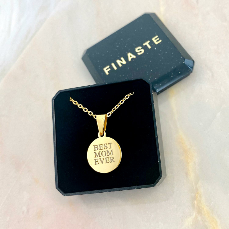 Gouden ketting met qr code