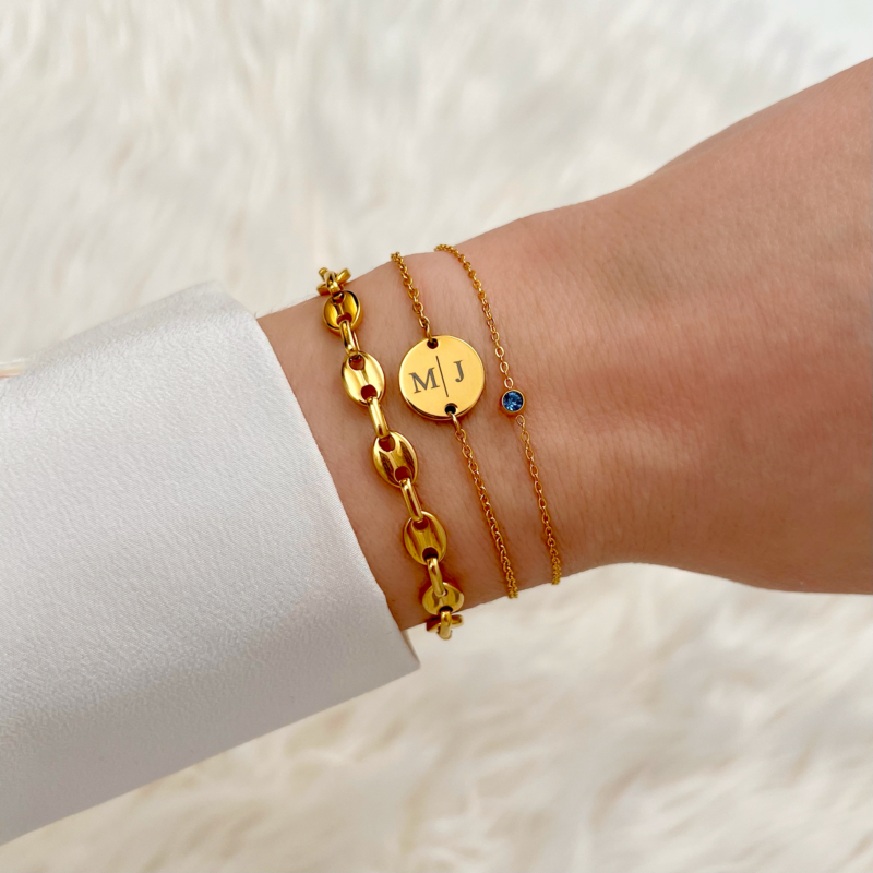 Gouden combinatie van armbanden