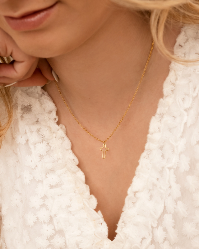 Cross necklace goldplated