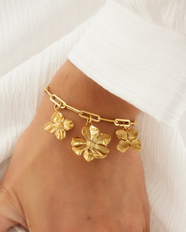 Bedelarmband met bloemen