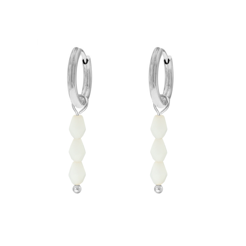 Earrings triple stones white