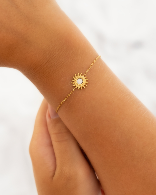 Gouden zon armband met sea shell