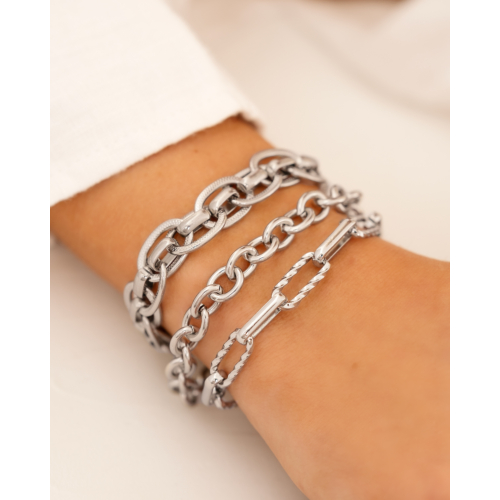 Chain link bracelet