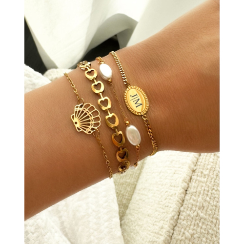 Vintage initial bracelet goldplated