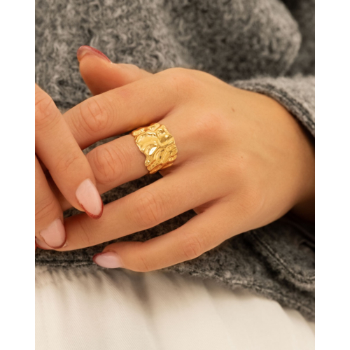 Chunky ring vintage goudkleurig