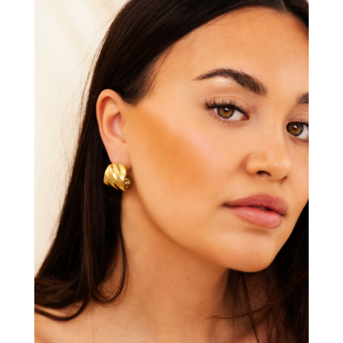 Bold earrings goldplated