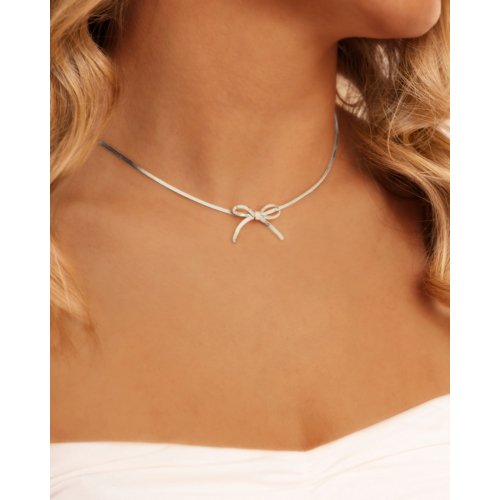 Trendy bow necklace