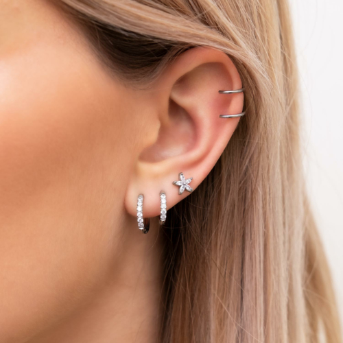 Ear cuff 