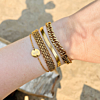 Zomerse armparty op het strand