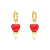 Red heart & pearl earrings goudkleurig