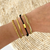 Armbandjes shoppen en laten graveren