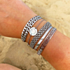 mix van trendy zilveren armbanden