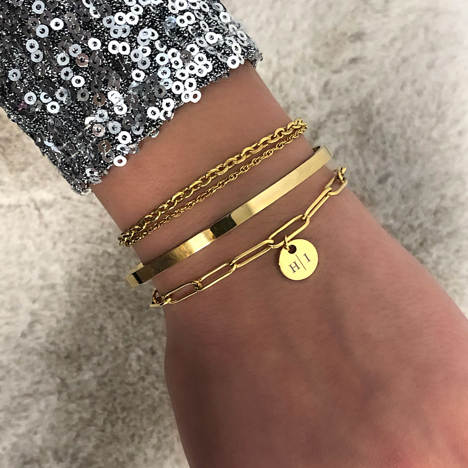 gouden basis armbandjes met schakel en muntje